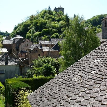 Logis Hotel Restaurant L'Auberge Du Chateau Muret-le-Château Buitenkant foto