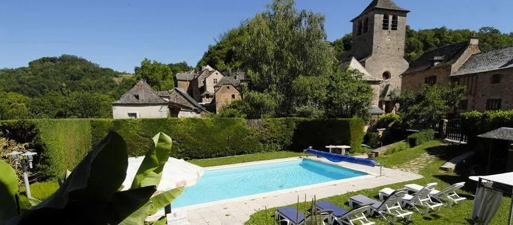Logis Hotel Restaurant L'Auberge Du Chateau Muret-le-Château Buitenkant foto