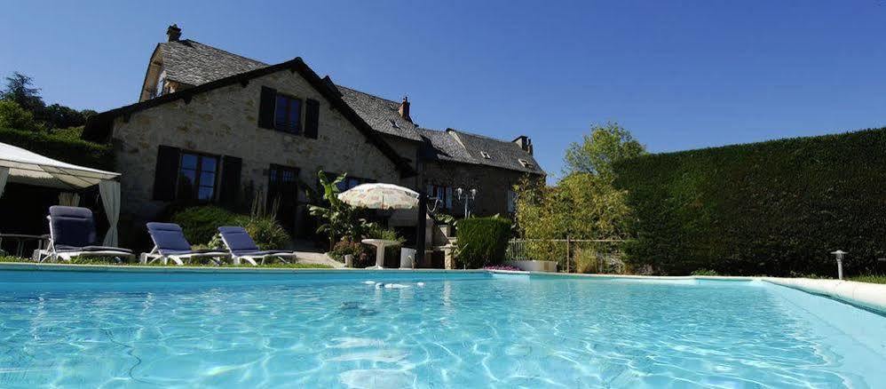 Logis Hotel Restaurant L'Auberge Du Chateau Muret-le-Château Buitenkant foto